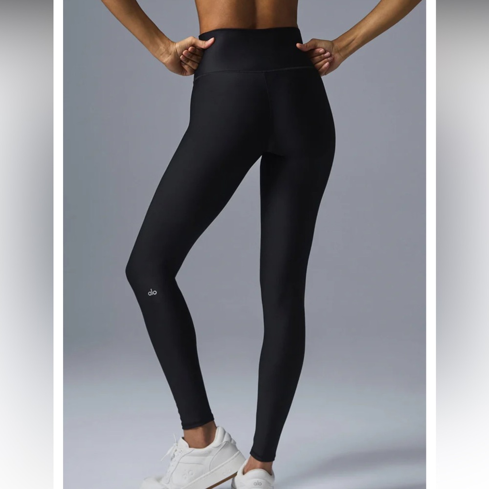 Black Alo Yoga, Airlift, XXS (fits XS), Leggings